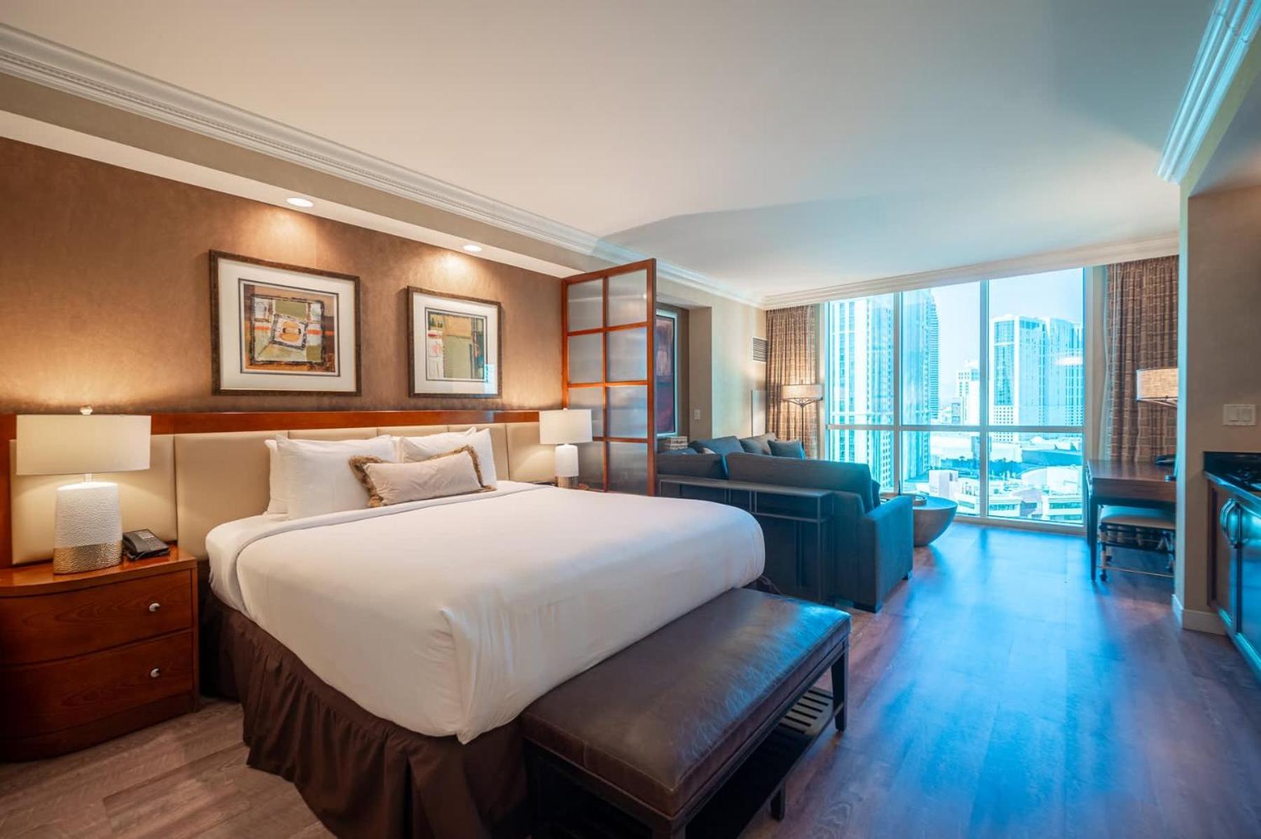 No Resort Fee Strip View Suite + Free Valet+ Pool Las Vegas Exterior photo