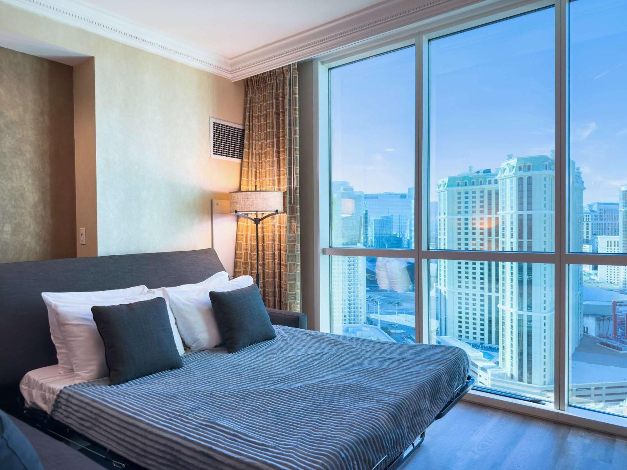No Resort Fee Strip View Suite + Free Valet+ Pool Las Vegas Exterior photo